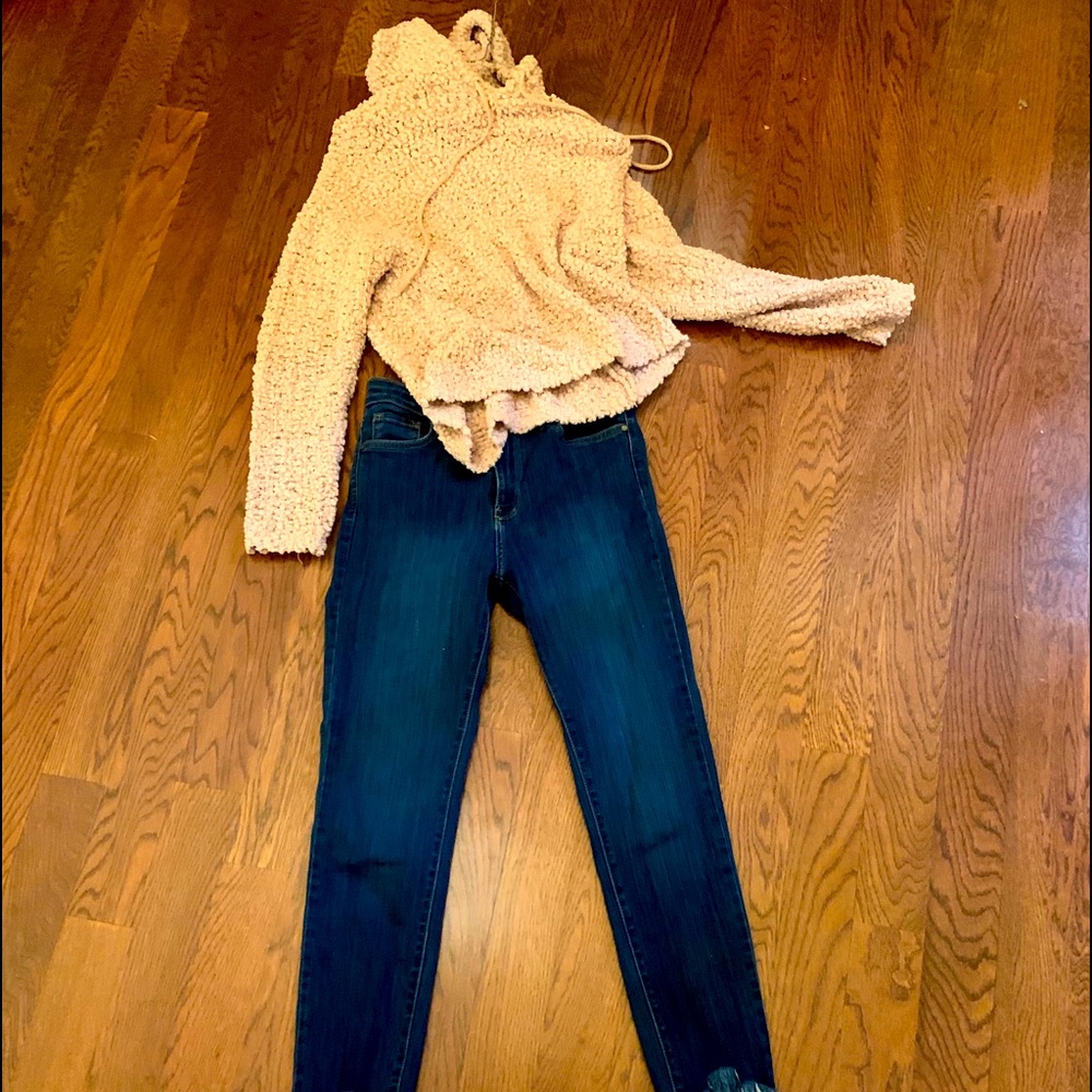 Popcorn hoodie sweater